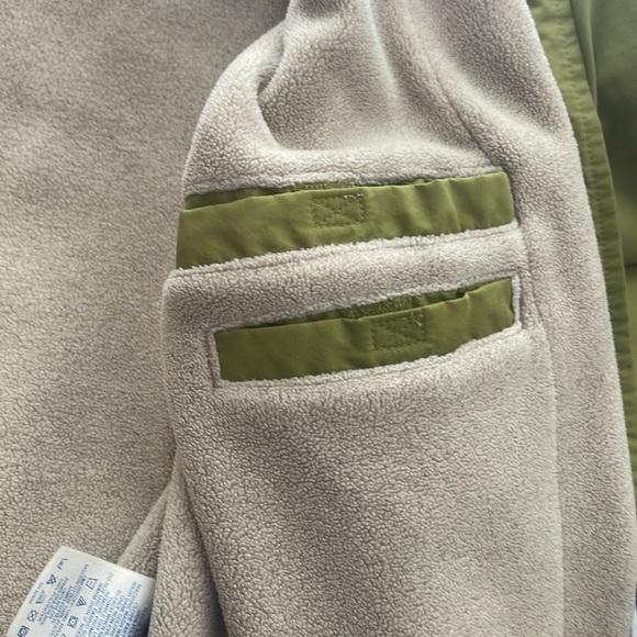 Lands End Green Lined Plush Jacket Size M (10-12) - Picture 5 of 6